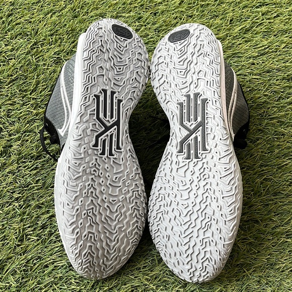 Nike Kyrie Low 4 TB - Picture 5 of 5